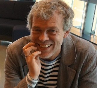 Peter-Höschl_324x324